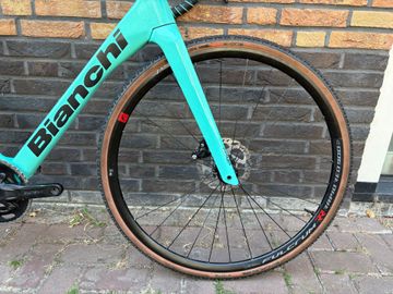Brugt Bianchi Impulso COMP GRX 610 disc 2024 2024 Road & Gravel — billede 4 af 8