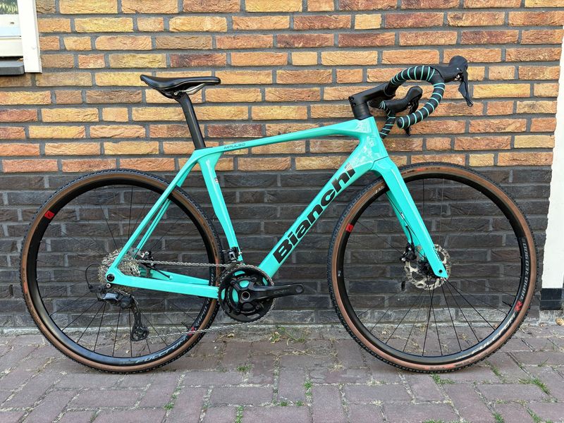 Gebrauchtes Bianchi Impulso COMP GRX 610 disc 2024 2024 Road & Gravel