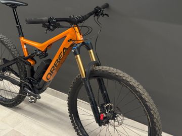 Gebrauchtes Orbea Rise 2022 Mountainbike, Orange — Bild 6 von 6