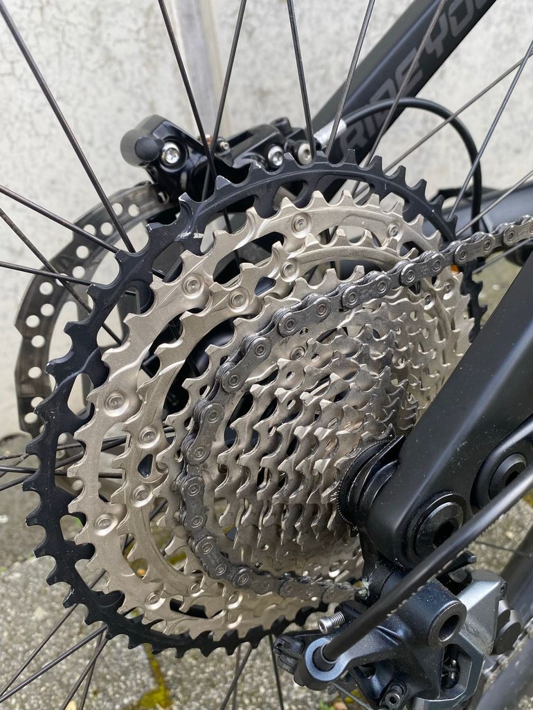 Used Dartmoor Thunderbird Shimano Deore 2024 Mountainbike, Black — image 7 of 12