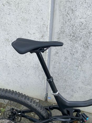 Used Dartmoor Thunderbird Shimano Deore 2024 Mountainbike, Black — image 9 of 12