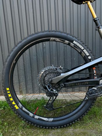 YT Industries Capra Elite 29 2021 2021 Mountainbike usato, Nero — immagine 9 di 9