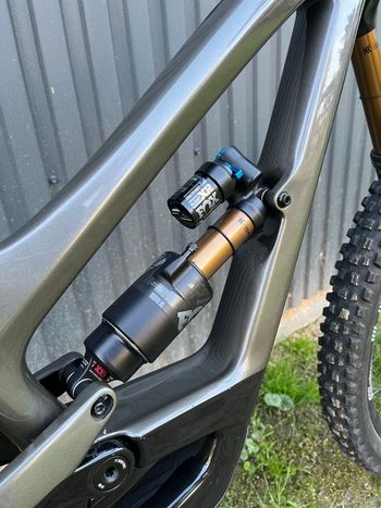 YT Industries Capra Elite 29 2021 2021 Mountainbike usato, Nero — immagine 6 di 9