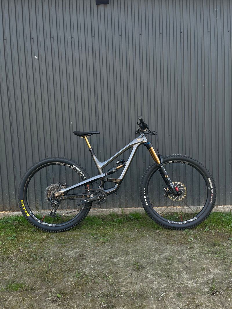 Käytetty YT Industries Capra Elite 29 2021 2021 MTB