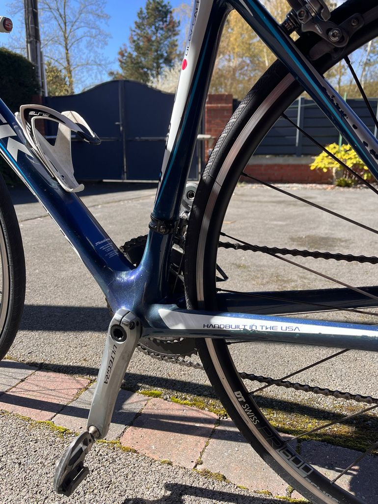 Used Trek Madone Shimano Ultegra 2009 Road & Gravel, Blue — image 9 of 15