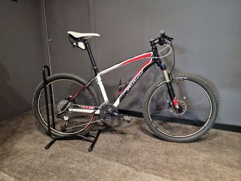 Used Specialized Stumpjumper Comp 2011 2011 MTB