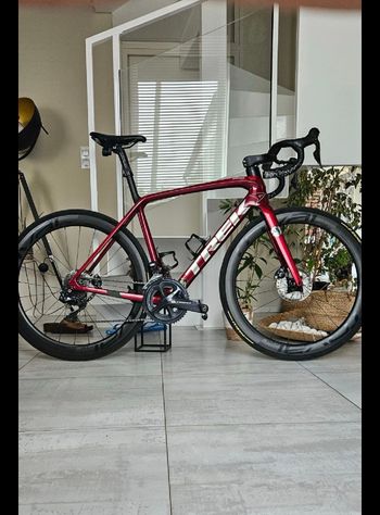 Trek Émonda SLR 7 2023 2023 Road & Gravel usato