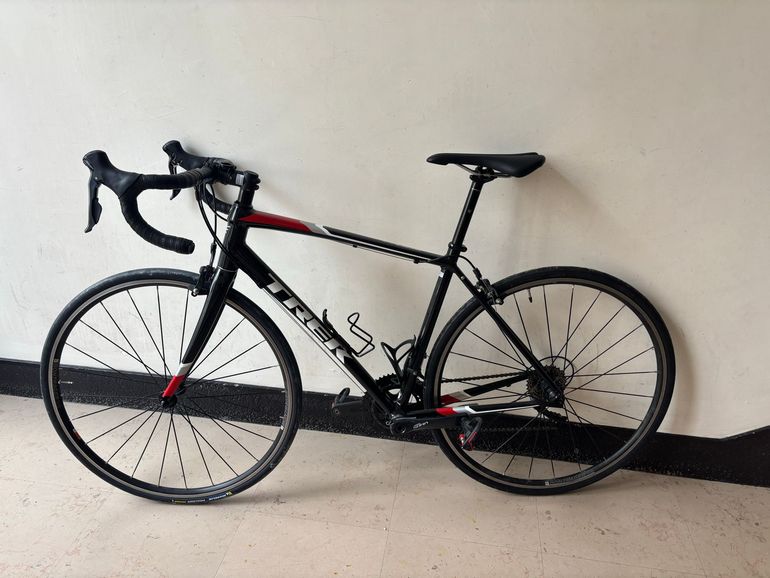 Trek Domane AL 3 2018 2018 Road & Gravel usato, Nero — immagine 2 di 4