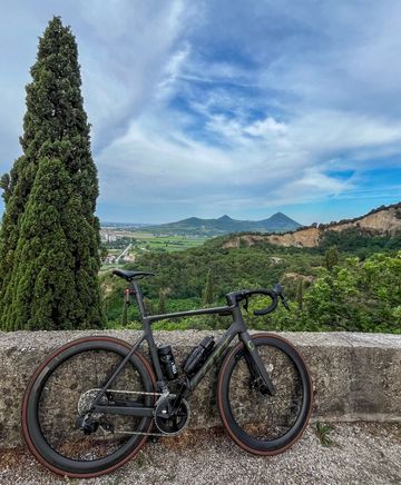 Used Scott Addict SRAM Rival eTap AXS 2024 Road & Gravel, Black — image 2 of 3