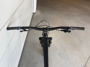 Použité YT Custom SRAM NX Eagle 2022 Mountainbike — obrázek 5 z 6