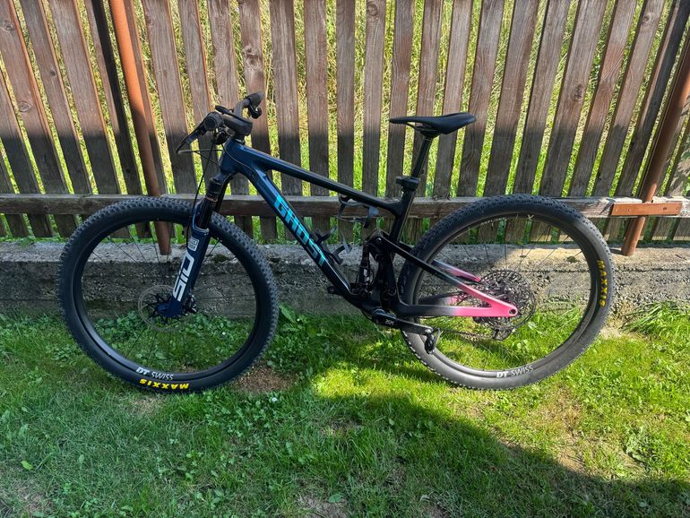 Ghost LECTOR FS WORLD CUP 2025 2025 Mountainbike usato, Blu — immagine 2 di 7