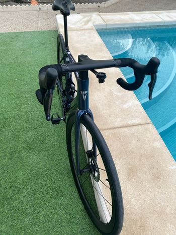 Giant Tcr advanced Shimano Ultegra Di2 2024 Road & Gravel d'occasion — image 5 sur 9