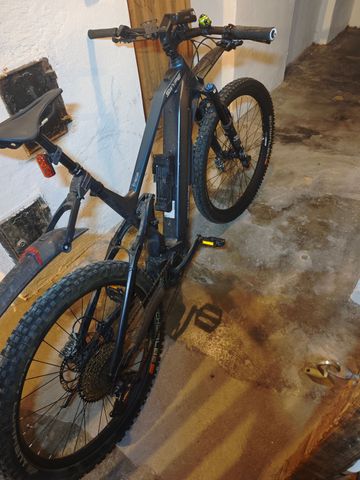Used Swype Freqz 4.0 2024 Mountainbike, Light Gray — image 4 of 4