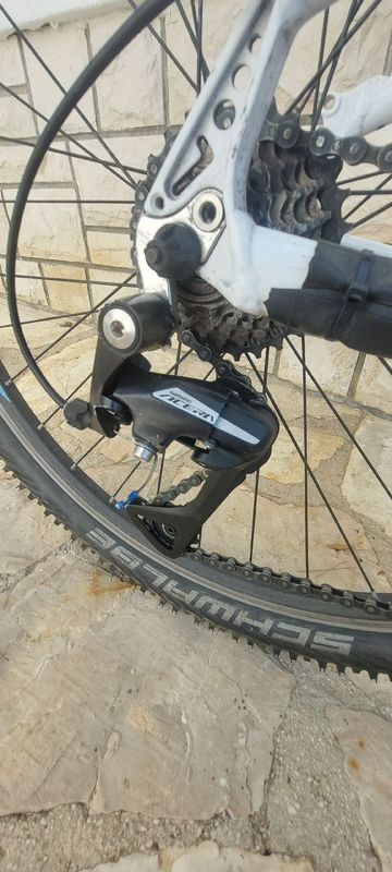 Kross Lea Shimano Acera 2023 Mountainbike usato, Blu — immagine 6 di 23