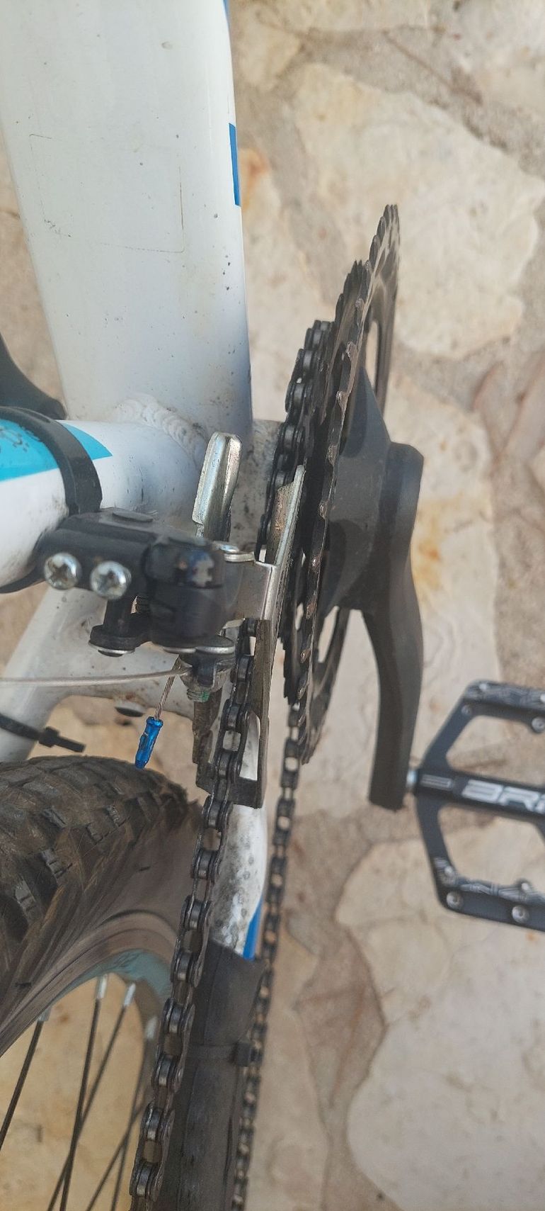 Brugt Kross Lea Shimano Acera 2023 Mountainbike — billede 10 af 23