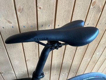 Used Stevens Izoard Disc 2023 2023 Road & Gravel, Light Gray — image 9 of 11