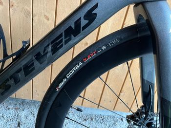 Tweedehands Stevens Izoard Disc 2023 2023 Road & Gravel — afbeelding 7 van 11