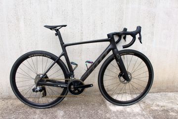 Scott Addict RC15 2023 2023 Road & Gravel usato