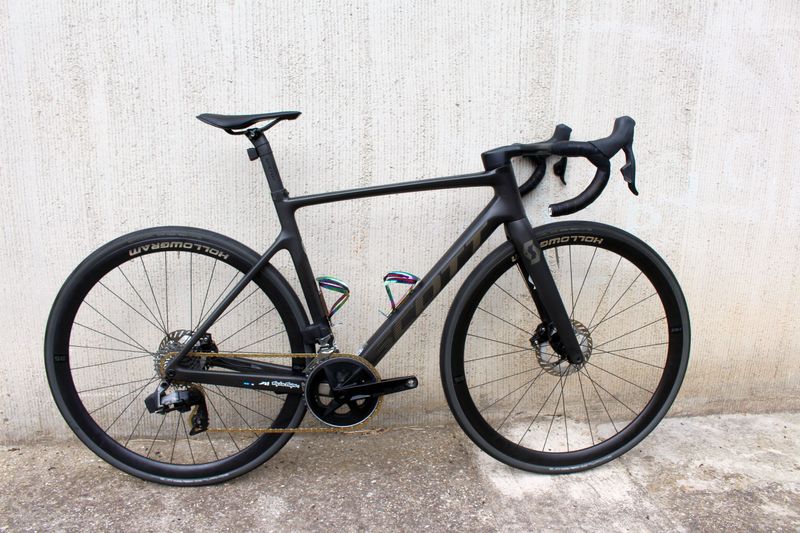 Used Scott Addict RC15 2023 2023 Road & Gravel