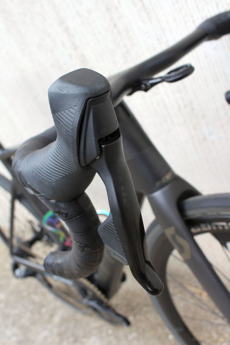 Used Scott Addict RC15 2023 2023 Road & Gravel, Black — image 13 of 17