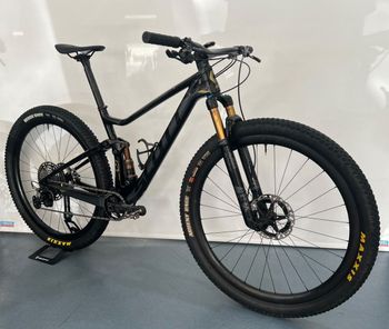 Käytetty Scott Spark RC 900 SL 2019 2019 MTB