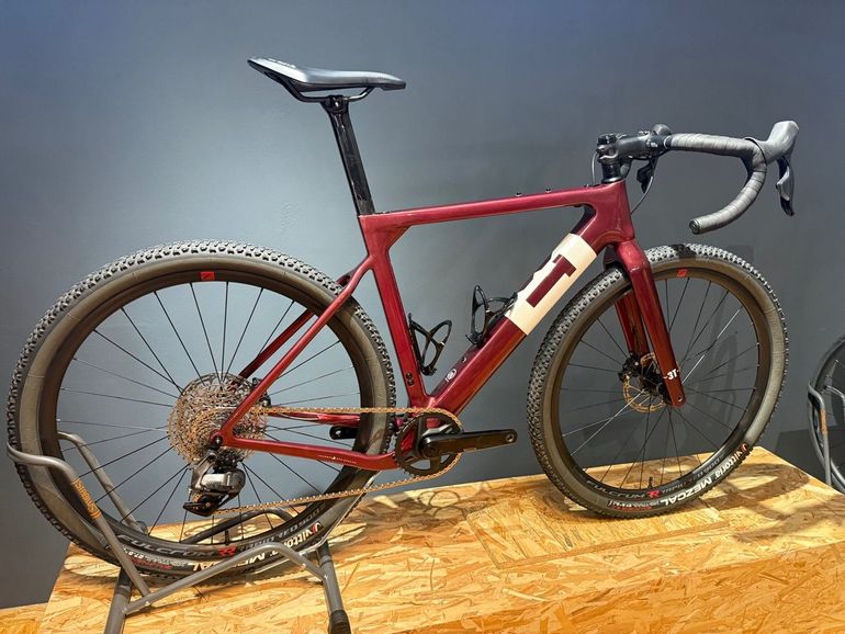 Tweedehands 3T Exploro Rival AXS 2022 Road & Gravel — afbeelding 2 van 10