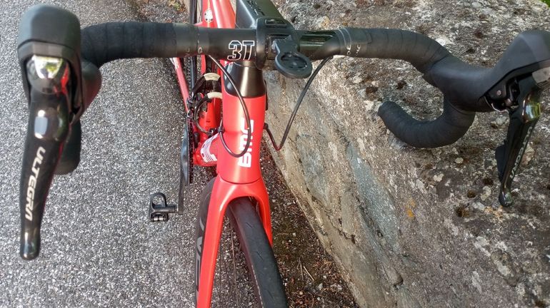 Używany BMC Roadmachine 01 FOUR 2018 2018 Road & Gravel — zdjęcie 6 z 6