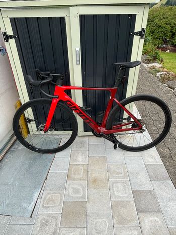 Used Giant Propel Advanced 2 2024 2024 Road & Gravel, Red — image 2 of 3