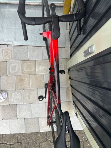 Used Giant Propel Advanced 2 2024 2024 Road & Gravel, Red — image 8 of 19