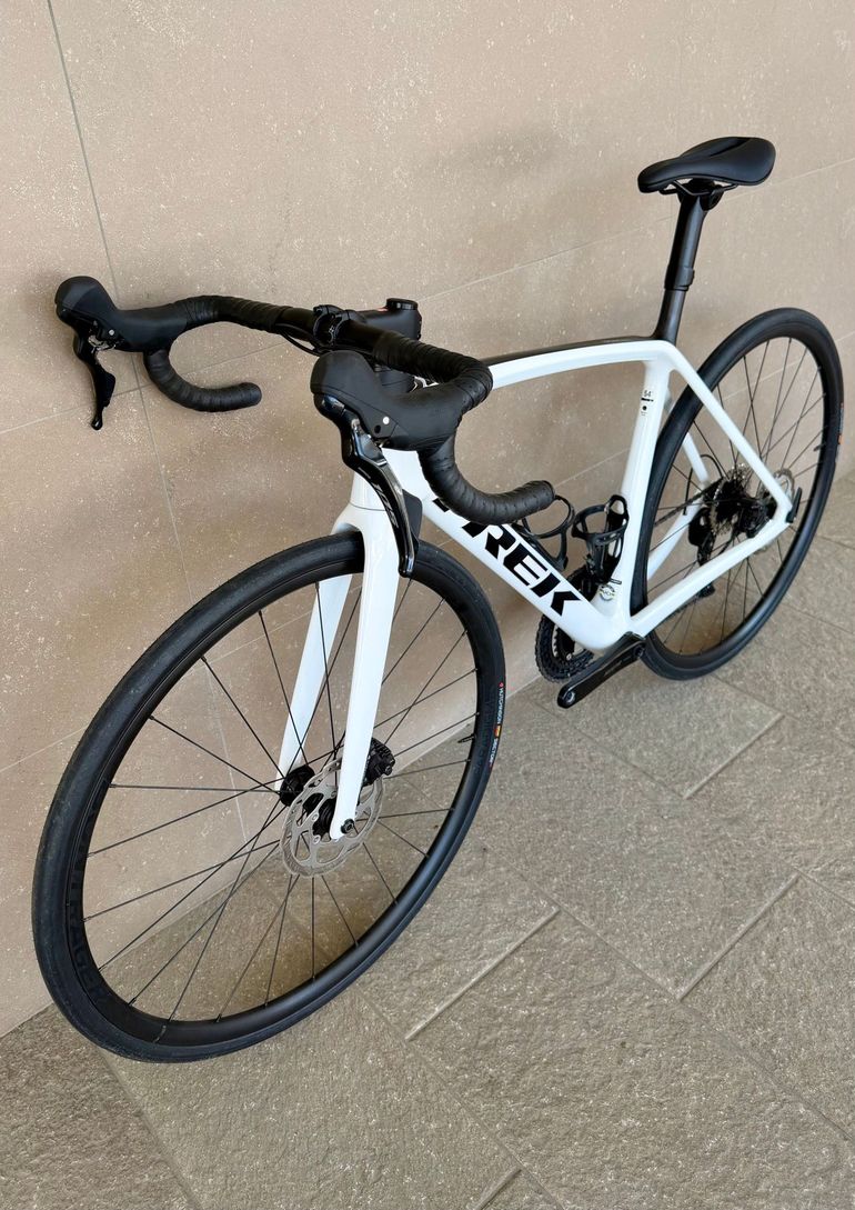 Brugt Trek Émonda SL 5 2024 2024 Road & Gravel — billede 5 af 10