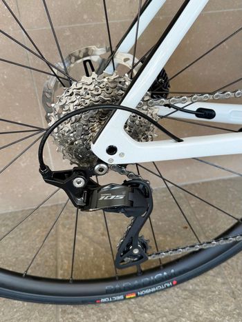 Brugt Trek Émonda SL 5 2024 2024 Road & Gravel — billede 4 af 10