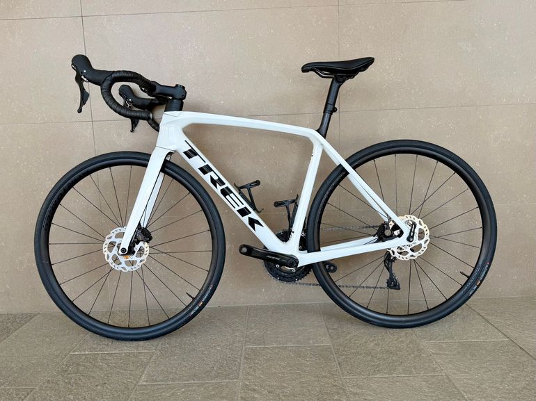 Brugt Trek Émonda SL 5 2024 2024 Road & Gravel — billede 2 af 10