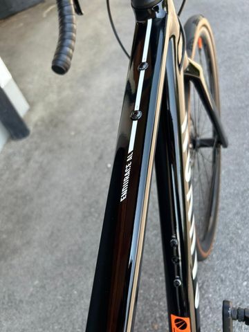Canyon Endurace Young Hero 2026 2026 Road & Gravel usato, Nero — immagine 6 di 11