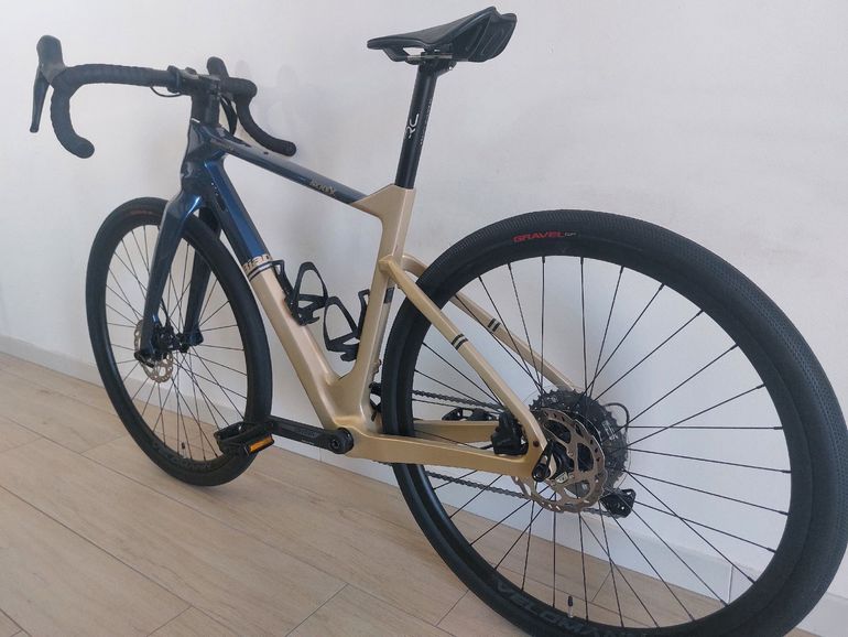 Použité Bianchi Arcadex Shimano GRX 2023 Road & Gravel — obrázek 5 z 23