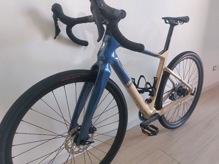 Použité Bianchi Arcadex Shimano GRX 2023 Road & Gravel — obrázek 16 z 23