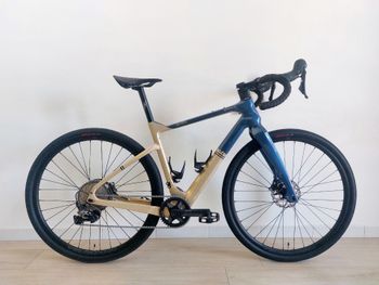 Used Bianchi Arcadex Shimano GRX 2023 Road & Gravel, Blue — image 13 of 39