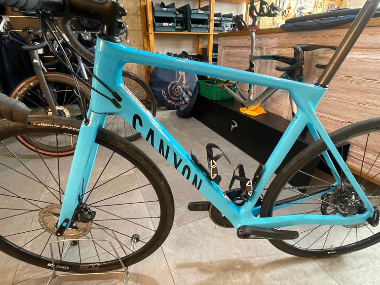 Gebrauchtes Canyon Endurace CF 8 2023 2023 Road & Gravel, Blau — Bild 4 von 44