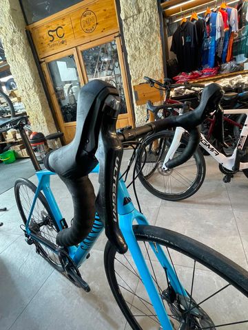 Used Canyon Endurace CF 8 2023 2023 Road & Gravel, Blue — image 14 of 44