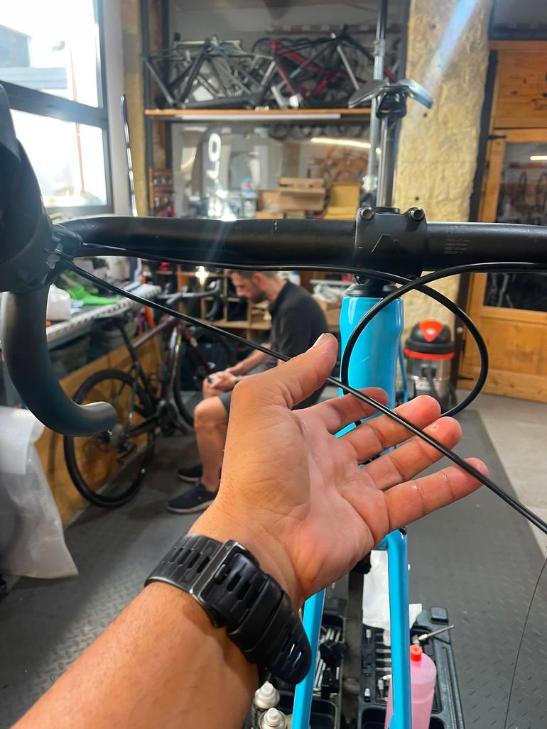 Gebrauchtes Canyon Endurace CF 8 2023 2023 Road & Gravel, Blau — Bild 37 von 44