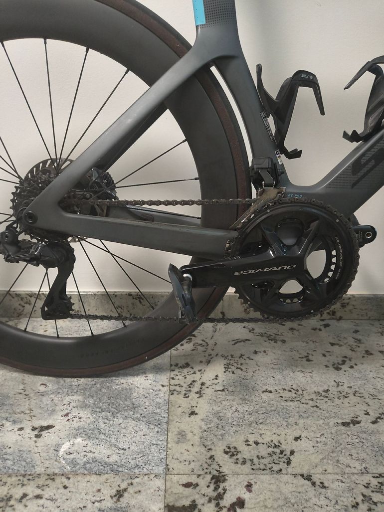 Used Scott Foil RC Pro 2024 2024 Road & Gravel, Light Gray — image 3 of 7