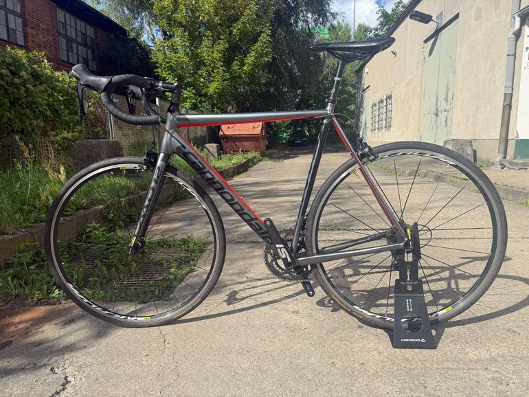 Used Cannondale Caad Shimano 105 2018 Road & Gravel, Black — image 2 of 5