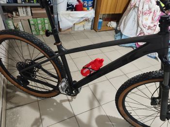 Used Trek procaliber Custom SRAM XX1 Eagle AXS 2024 Mountainbike, Light Gray — image 30 of 34