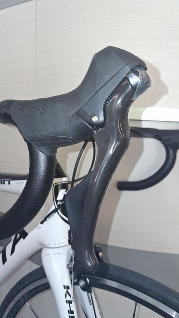 Used Kuota Custom Shimano 105 2014 Road & Gravel, White — image 18 of 18