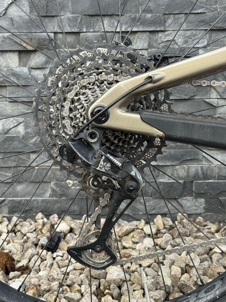 Gebrauchtes Santa Cruz Megatower SRAM NX Eagle 2023 2023 Mountainbike, Hellgrau, 29 — Bild 3 von 9