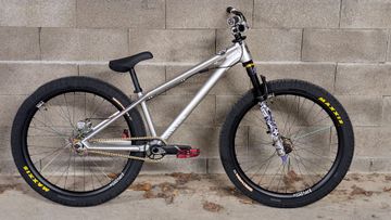Tweedehands Canyon Stitched 360 Pro 2022 2022 Mountainbike — afbeelding 2 van 5