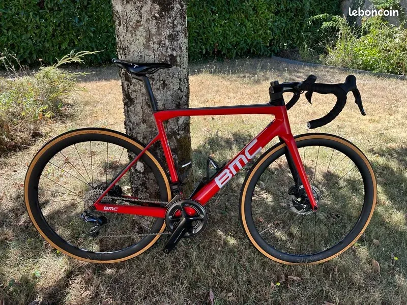 Tweedehands BMC Custom Shimano Dura Ace Di2 2021 Road & Gravel