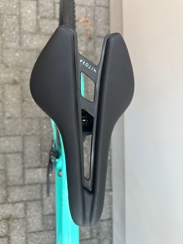 Gebrauchtes Bianchi Impulso COMP GRX 610 disc 2025 2025 Road & Gravel, Grün — Bild 5 von 7