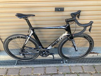 Used Giant Propel Advanced 0 2017 2017 Road & Gravel, Black — image 3 of 15