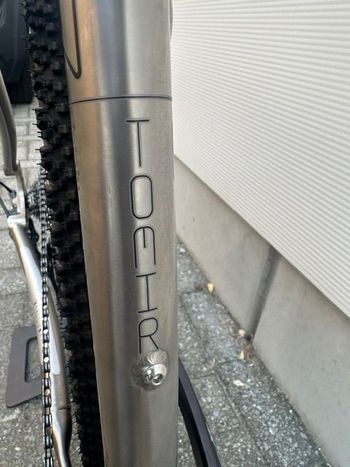 J Guillem Tomir 2023 Mountainbike d'occasion — image 4 sur 12