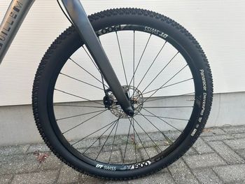 J Guillem Tomir 2023 Mountainbike d'occasion — image 7 sur 12